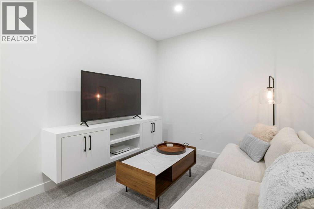 Photo 41 of 3003 26 A Street Sw, Calgary AB