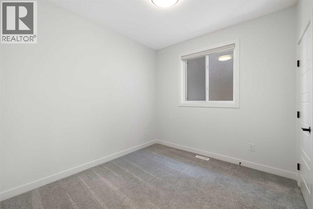 Photo 21 of 3003 26 A Street Sw, Calgary AB