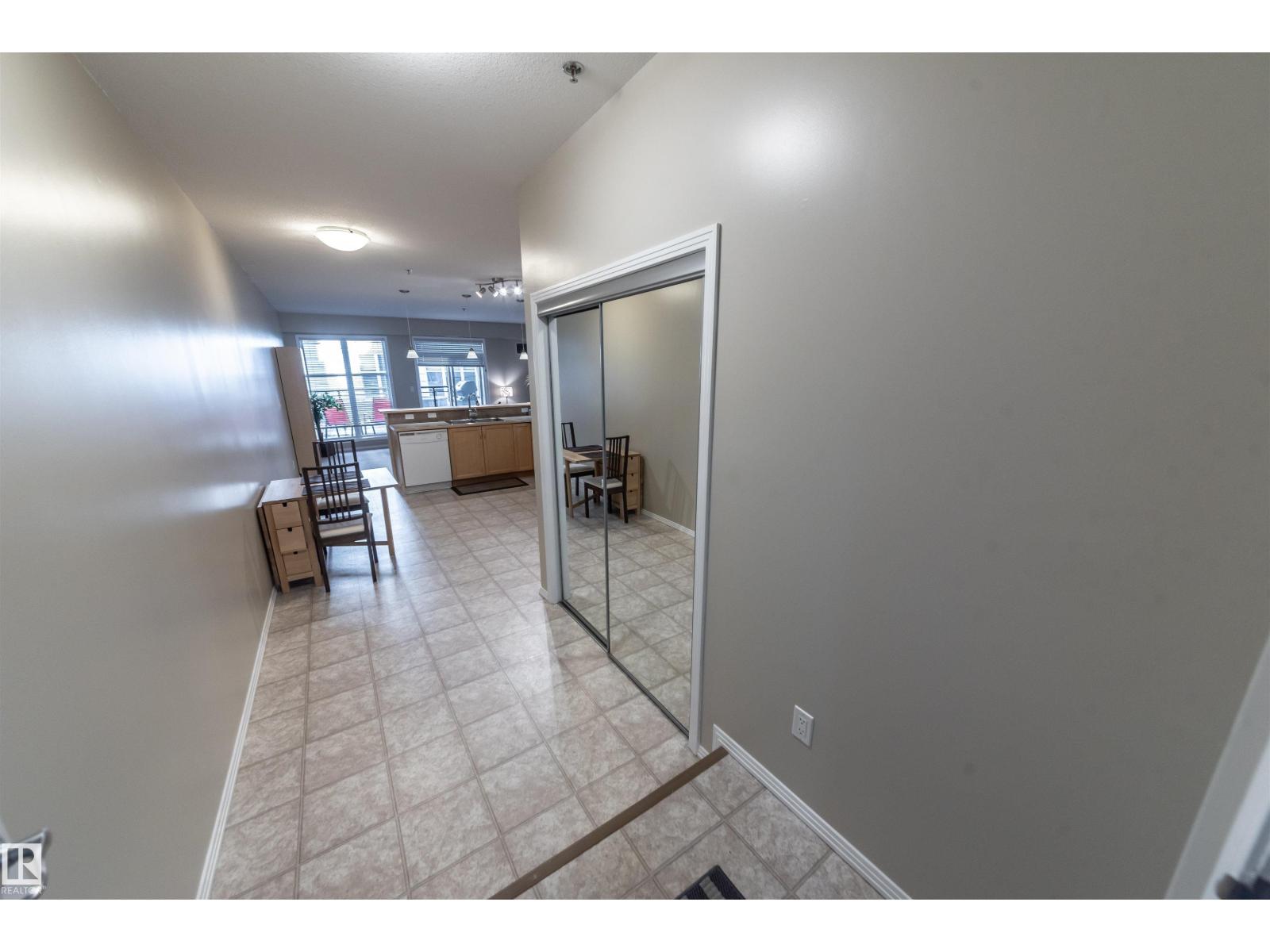 Photo 13 of 150 4827 104 A St Nw, Edmonton AB