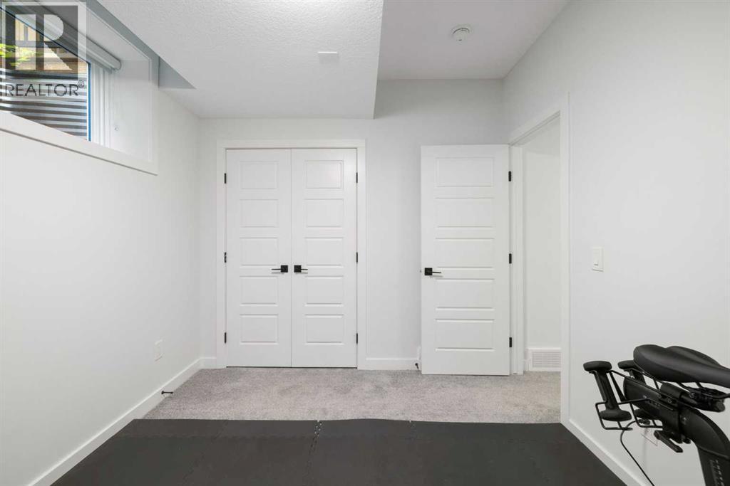 Photo 35 of 3003 26 A Street Sw, Calgary AB