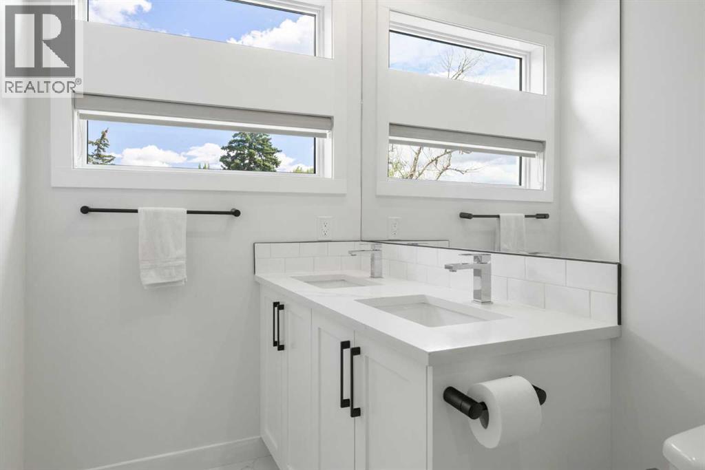 Photo 30 of 3003 26 A Street Sw, Calgary AB