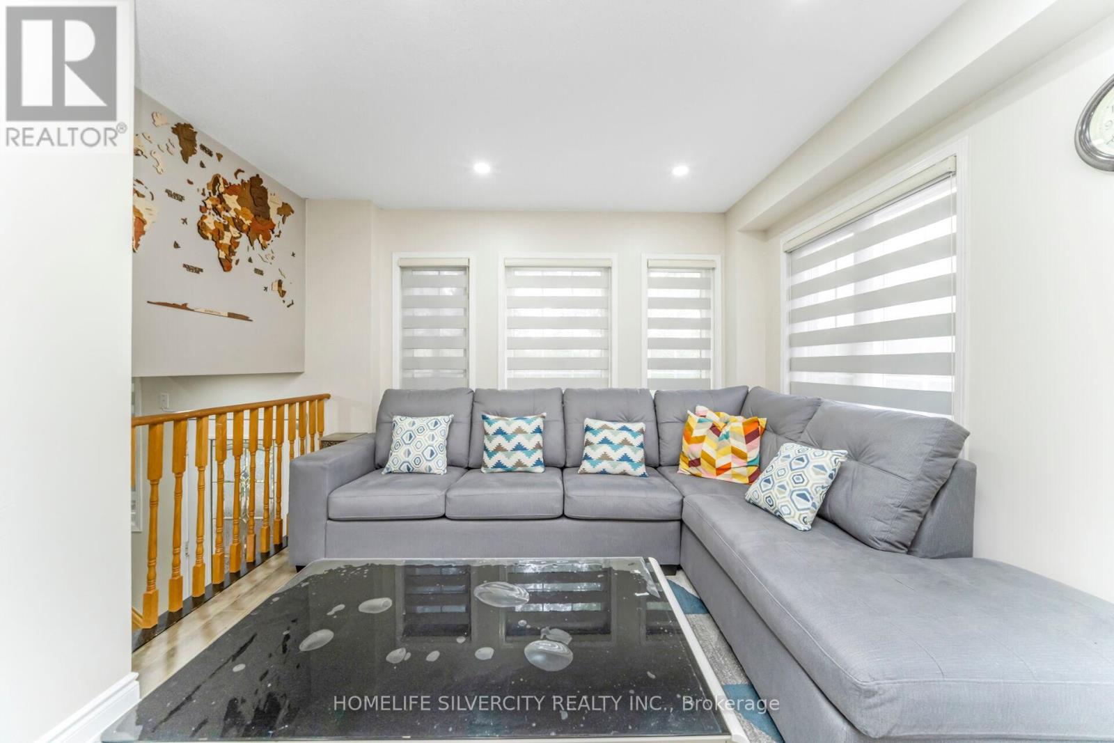 Photo 14 of 91 Bernard Avenue, Brampton ON