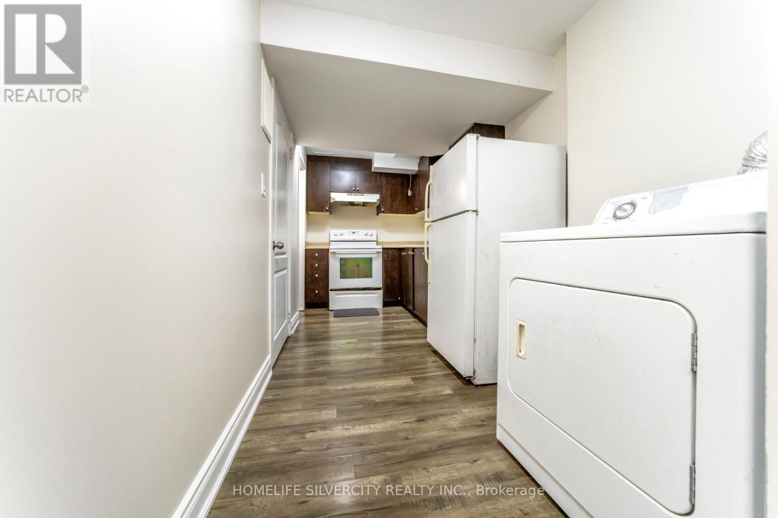 Photo 45 of 91 Bernard Avenue, Brampton ON