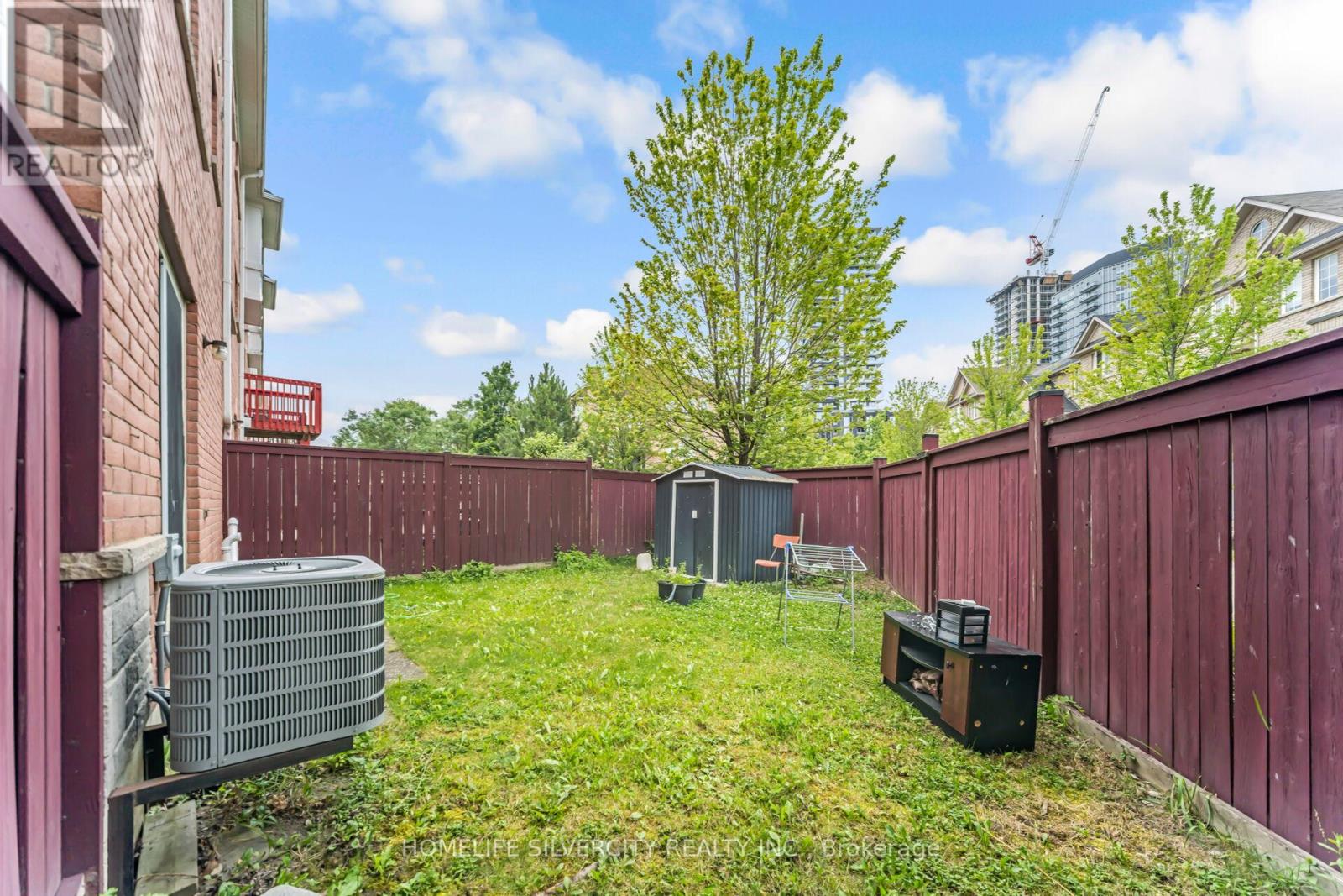 Photo 49 of 91 Bernard Avenue, Brampton ON