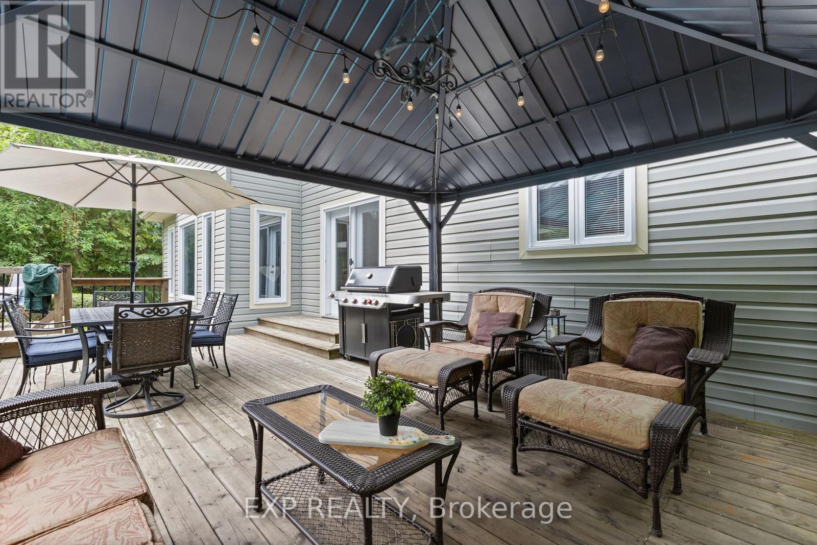 Photo 26 of 8325 Albert Bouwers Circle, Ottawa ON