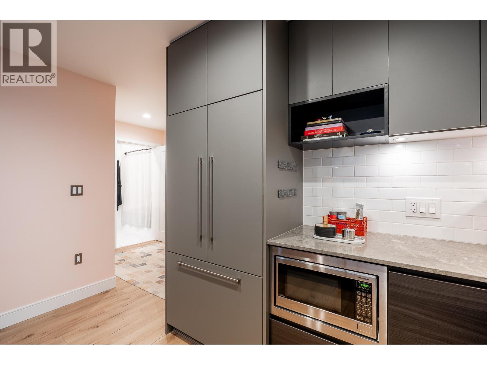 Photo 12 of 403 55 Klahanie Drive, Port Moody BC