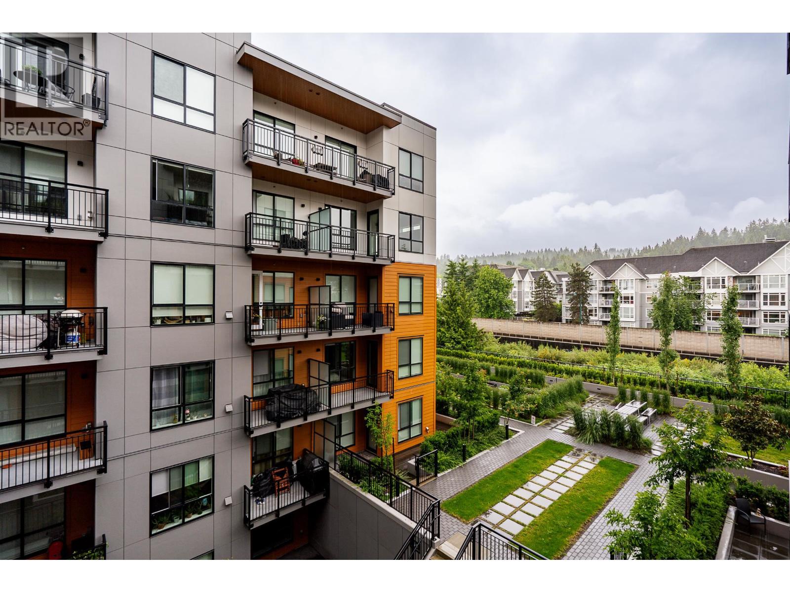 Photo 15 of 403 55 Klahanie Drive, Port Moody BC