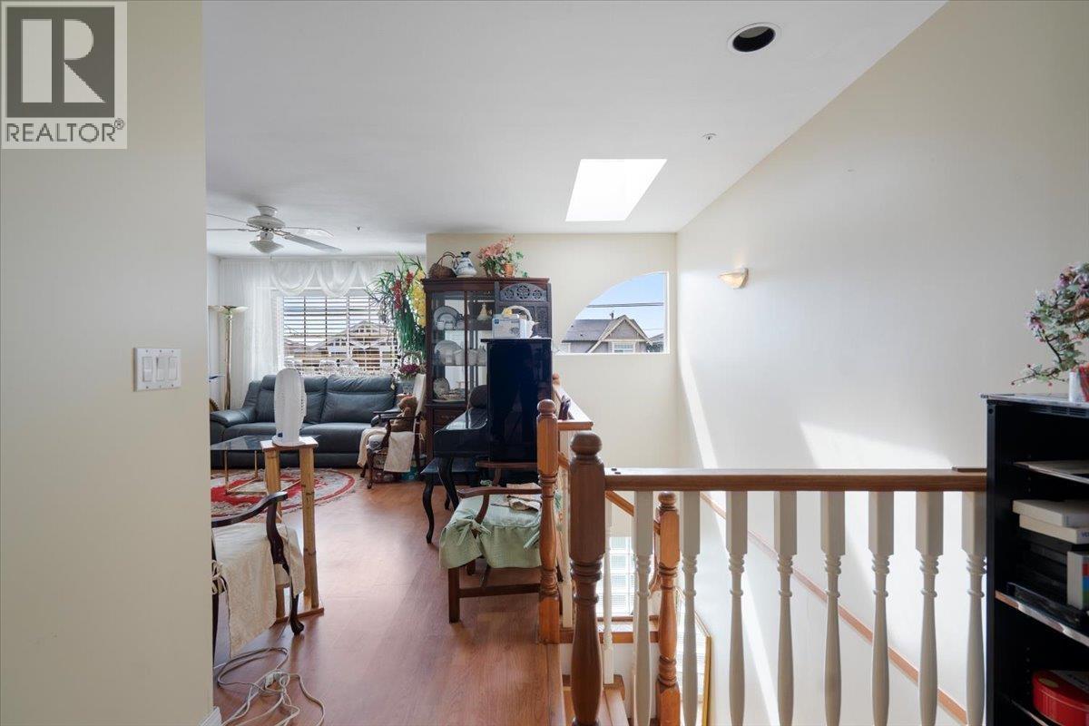 Photo 14 of 7138 Fraser Street, Vancouver BC