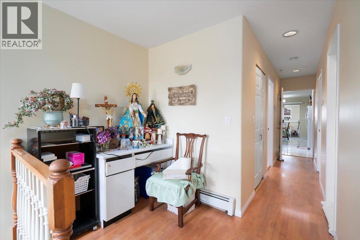 Photo 5 of 7138 Fraser Street, Vancouver BC
