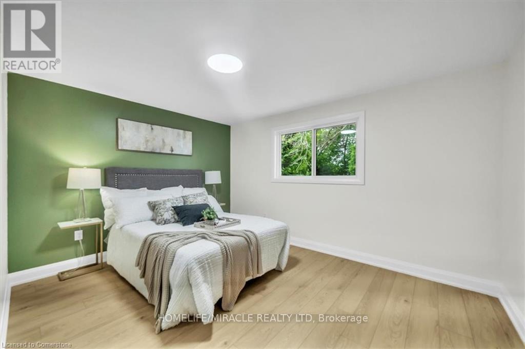 Photo 26 of 4476 Margueritte Avenue, Lincoln ON