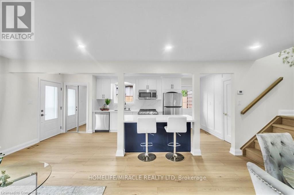 Photo 9 of 4476 Margueritte Avenue, Lincoln ON