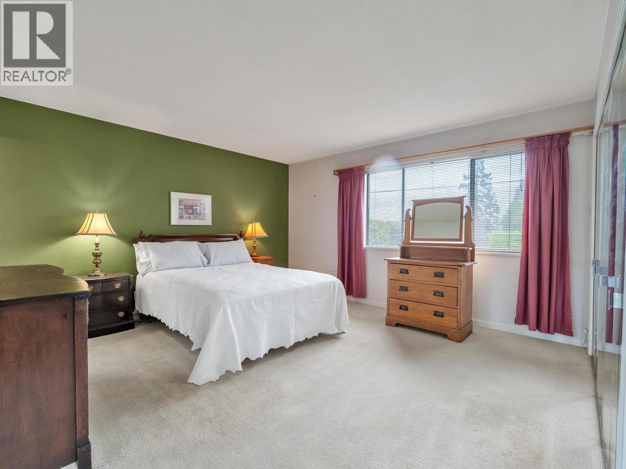 Photo 12 of 1379 Haywood Avenue, West Vancouver BC