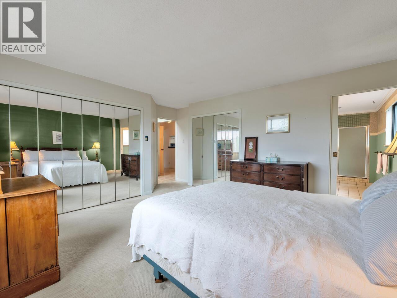 Photo 13 of 1379 Haywood Avenue, West Vancouver BC