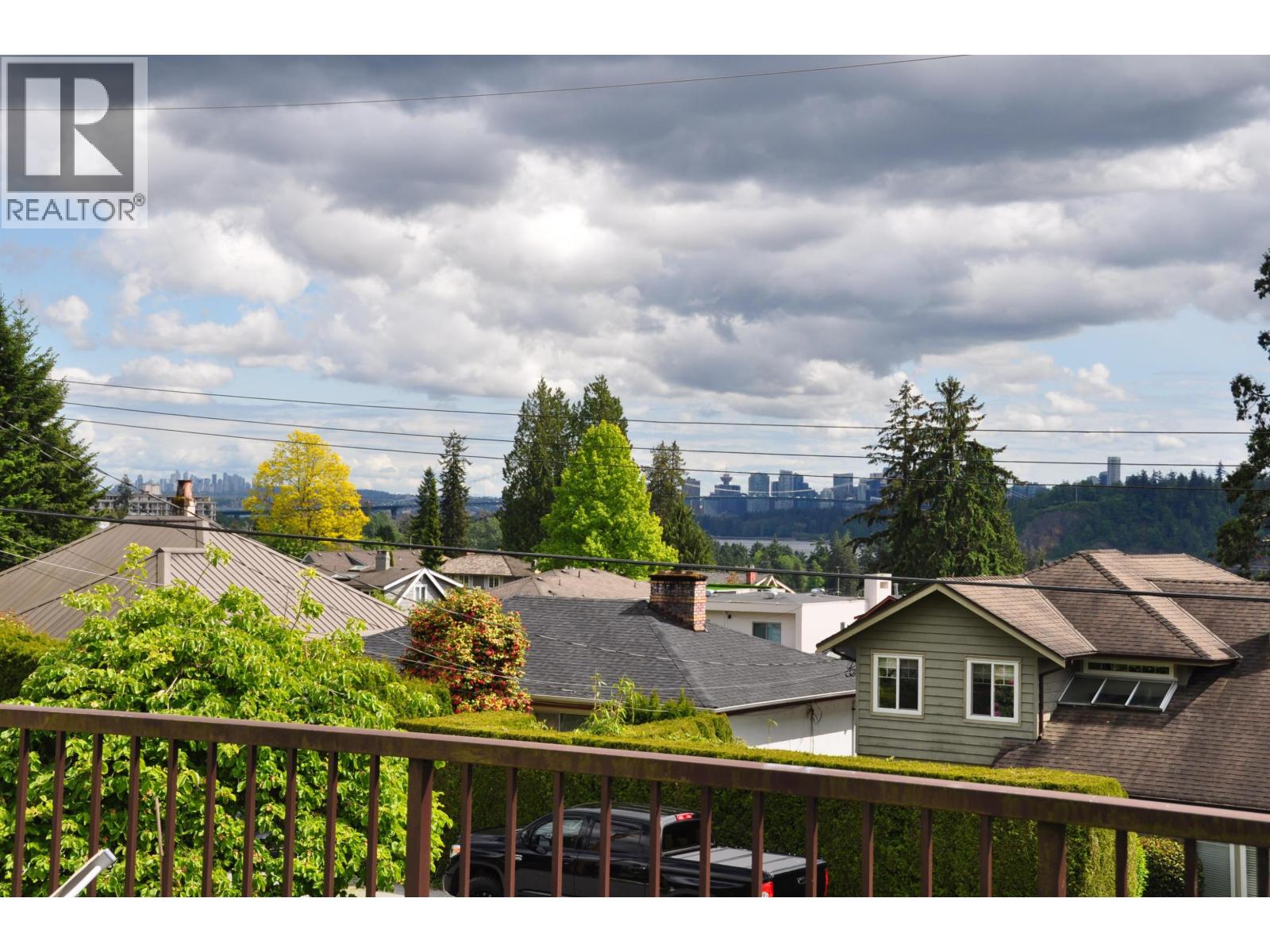 Photo 28 of 1379 Haywood Avenue, West Vancouver BC