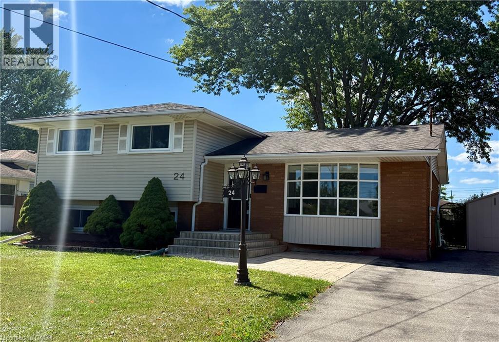Photo 1 of 24 Gladys Avenue, Welland ON