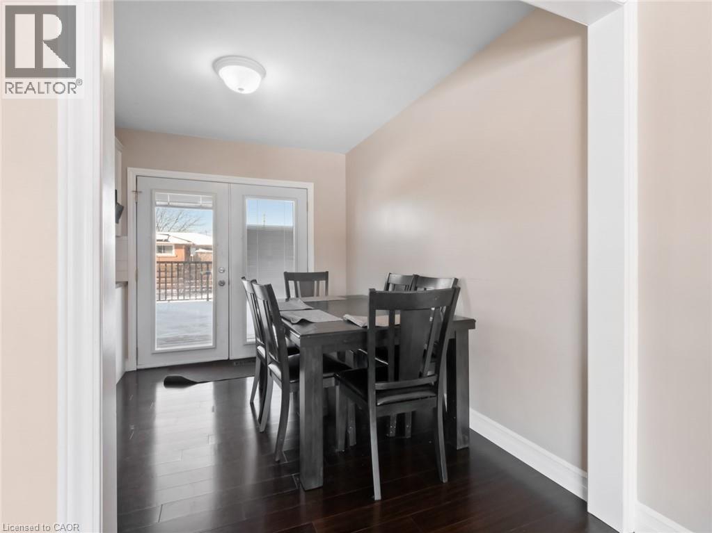Photo 10 of 24 Gladys Avenue, Welland ON