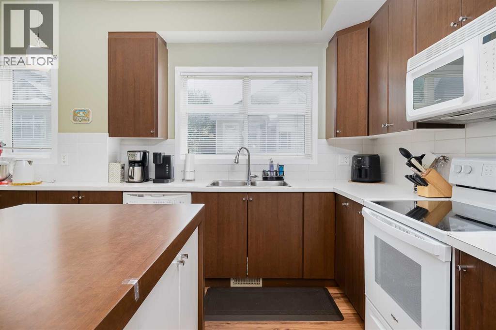 Photo 8 of 152 300 Evanscreek Court, Calgary AB
