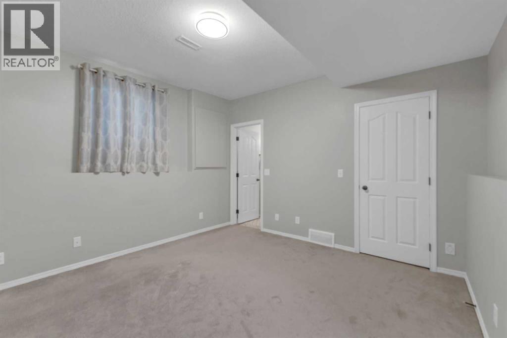 Photo 22 of 17 Kerry Wood Mews, Red Deer AB