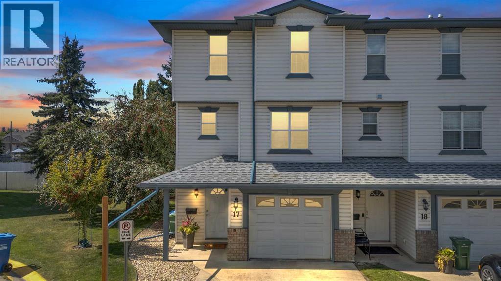 Photo 1 of 17 Kerry Wood Mews, Red Deer AB