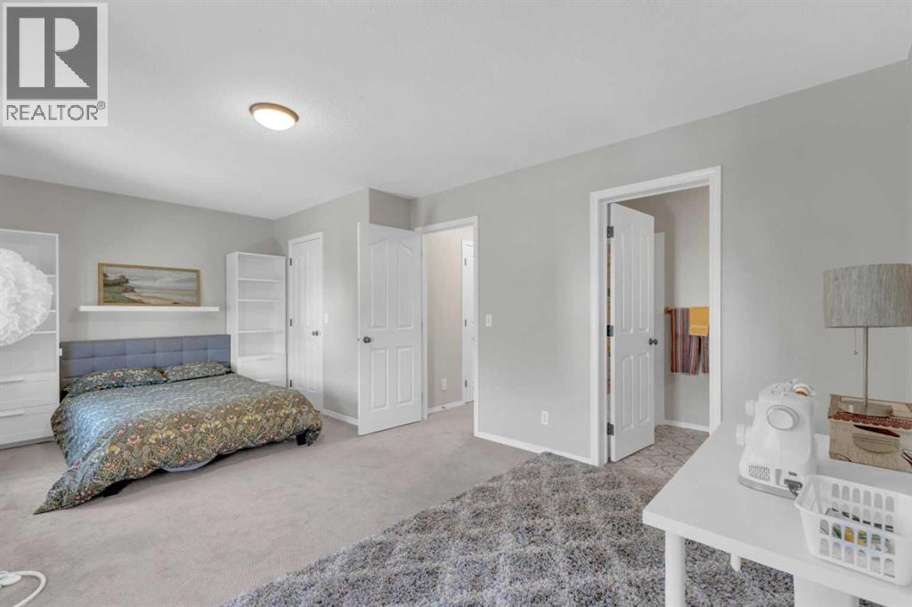 Photo 19 of 17 Kerry Wood Mews, Red Deer AB