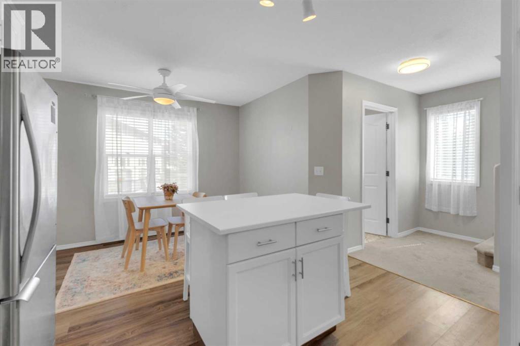 Photo 12 of 17 Kerry Wood Mews, Red Deer AB