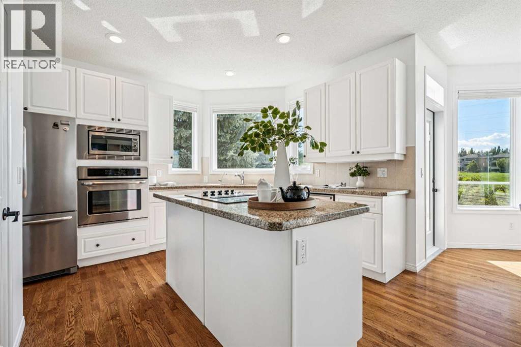 Photo 23 of 107 Valley Ridge Green Nw, Calgary AB