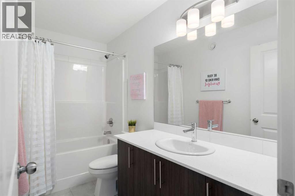 Photo 16 of 18 Sage Way, Okotoks AB