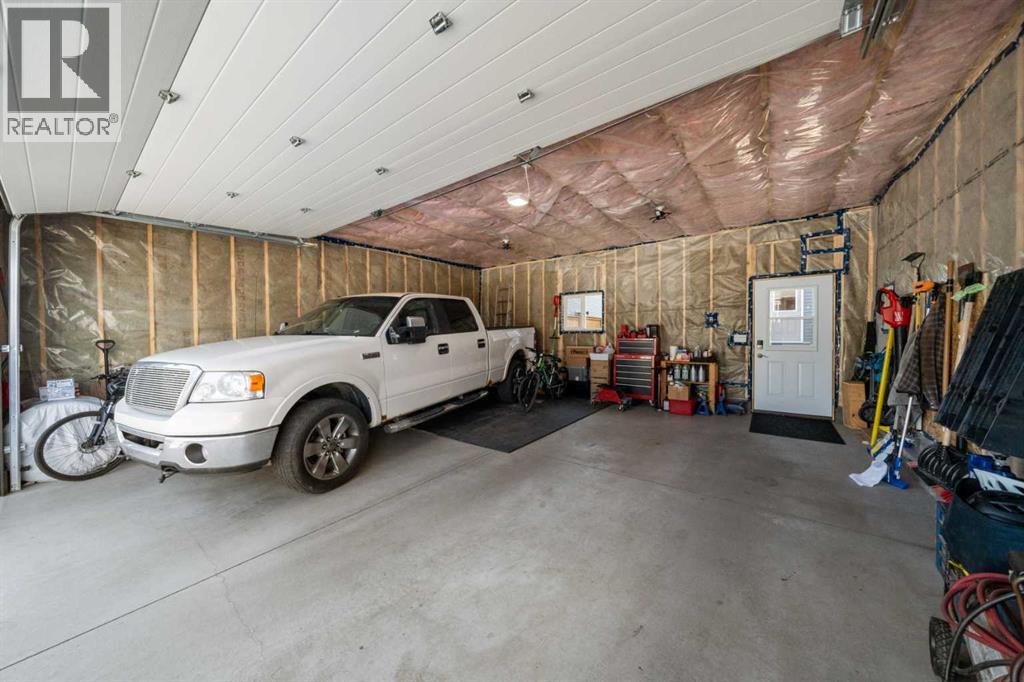 Photo 20 of 18 Sage Way, Okotoks AB