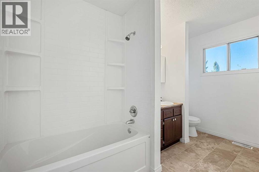 Photo 29 of 1640 15 Street Se, Calgary AB