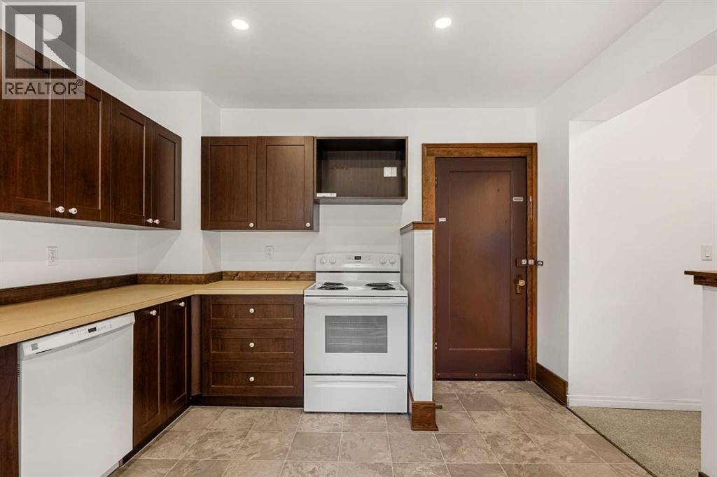 Photo 16 of 1640 15 Street Se, Calgary AB