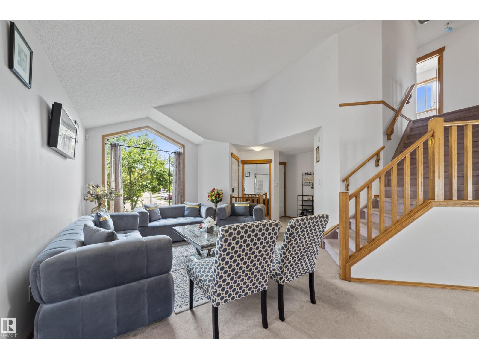 Photo 12 of 11346 173 Av Nw, Edmonton AB