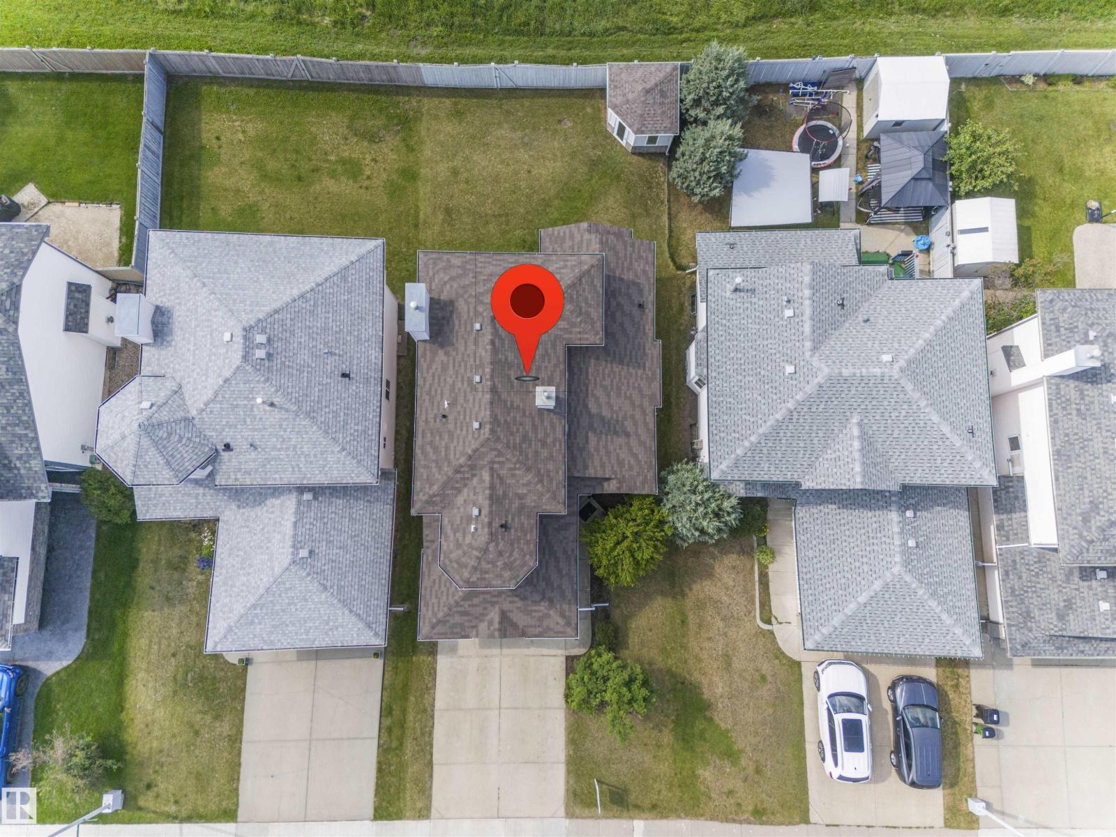 Photo 3 of 11346 173 Av Nw, Edmonton AB