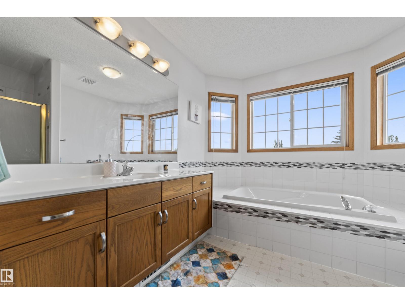 Photo 36 of 11346 173 Av Nw, Edmonton AB