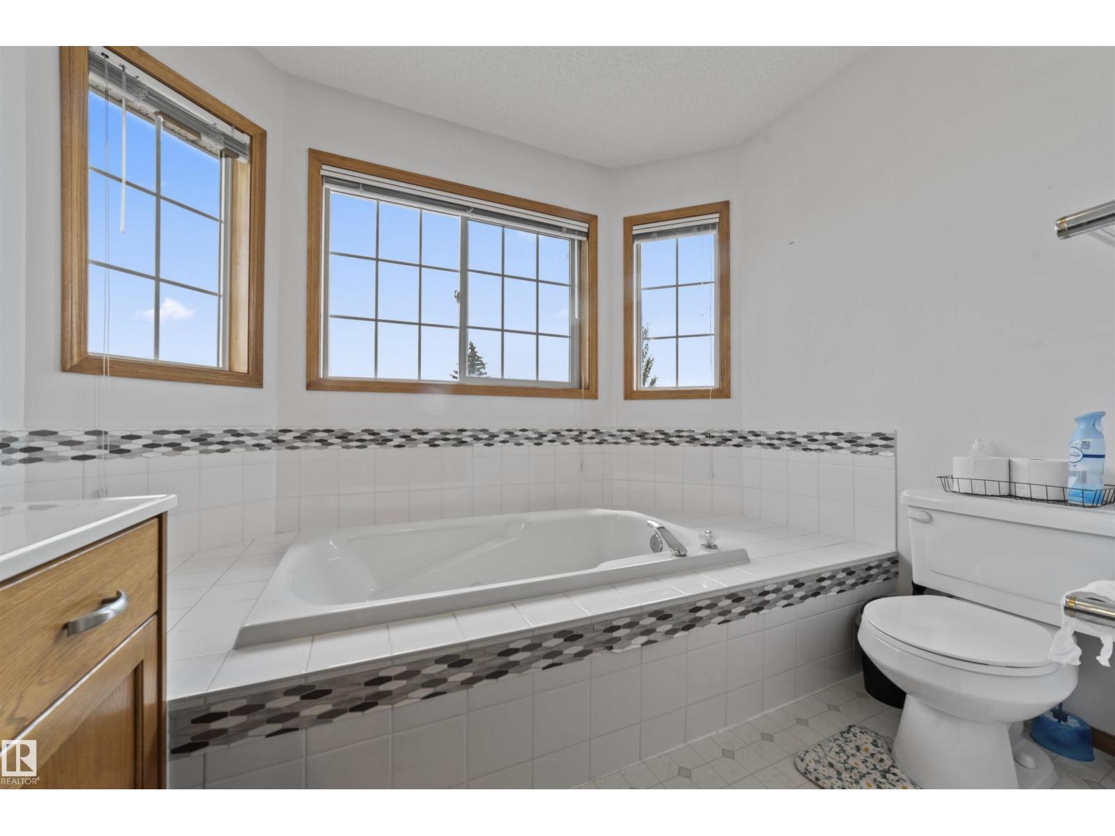 Photo 37 of 11346 173 Av Nw, Edmonton AB