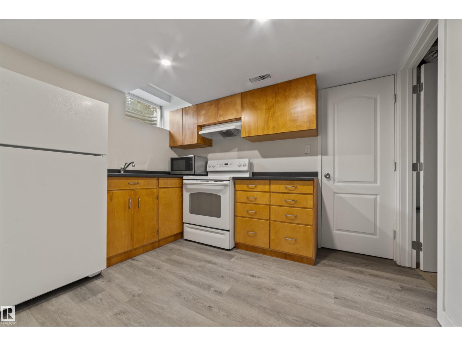 Photo 48 of 11346 173 Av Nw, Edmonton AB