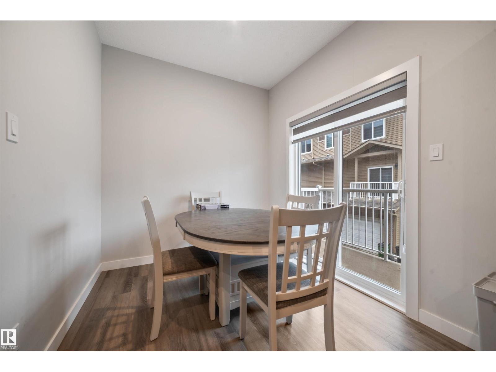 Photo 12 of 32 1051 Graydon Hill Bv Sw, Edmonton AB