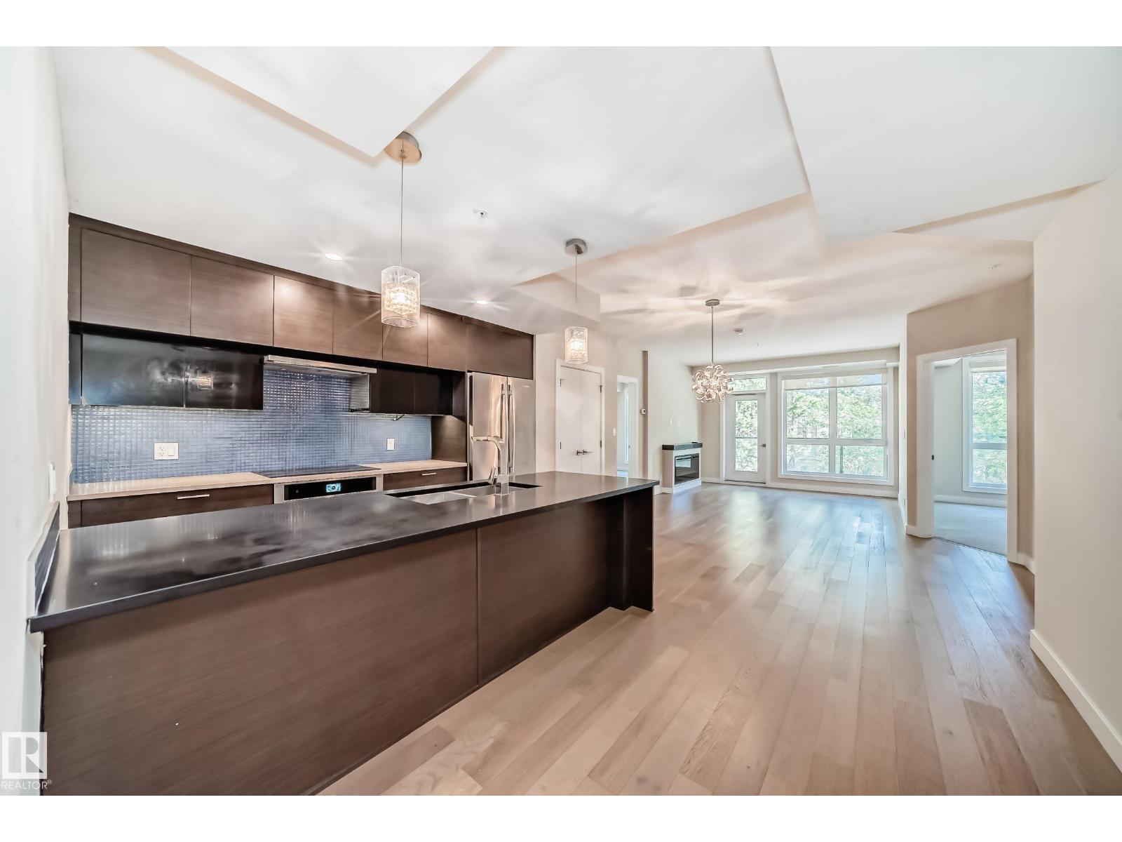 Photo 6 of 205 11710 87 Av Nw Nw, Edmonton AB