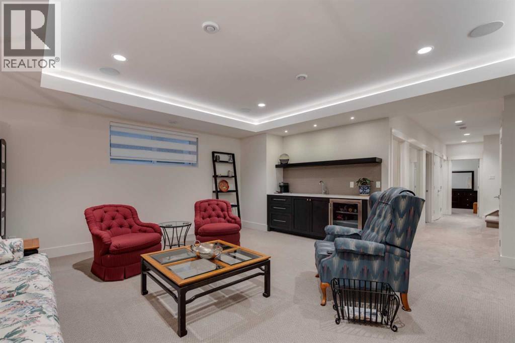 Photo 34 of 2415 31 Street Sw, Calgary AB