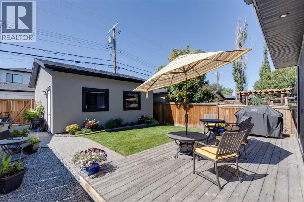 Photo 41 of 2415 31 Street Sw, Calgary AB