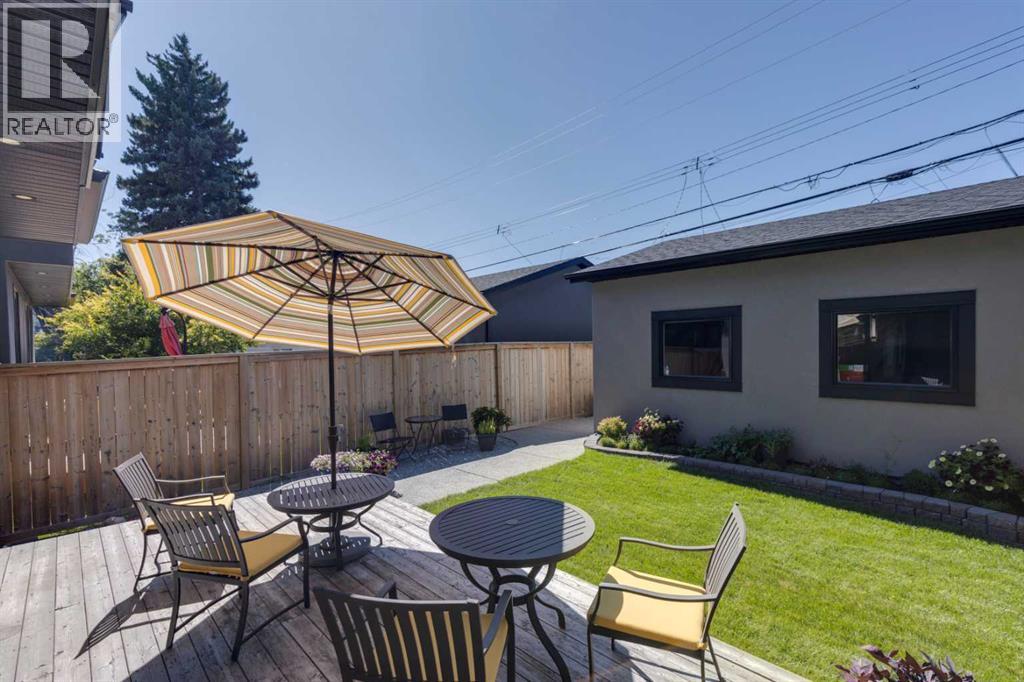Photo 44 of 2415 31 Street Sw, Calgary AB