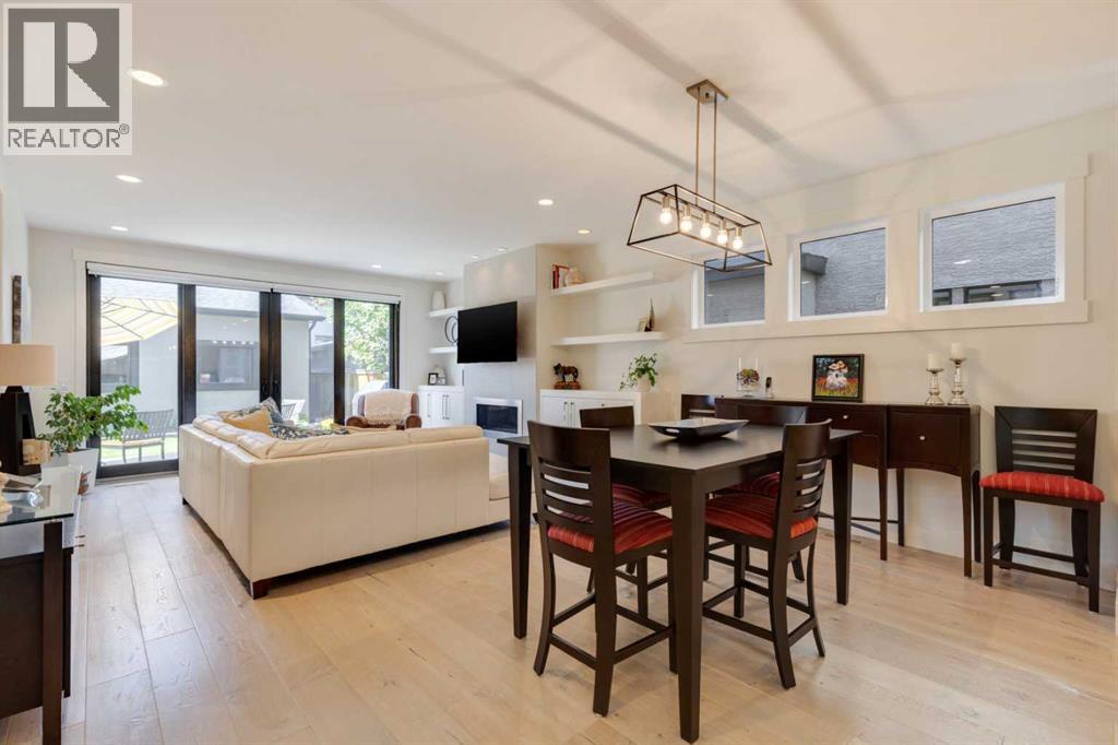 Photo 6 of 2415 31 Street Sw, Calgary AB