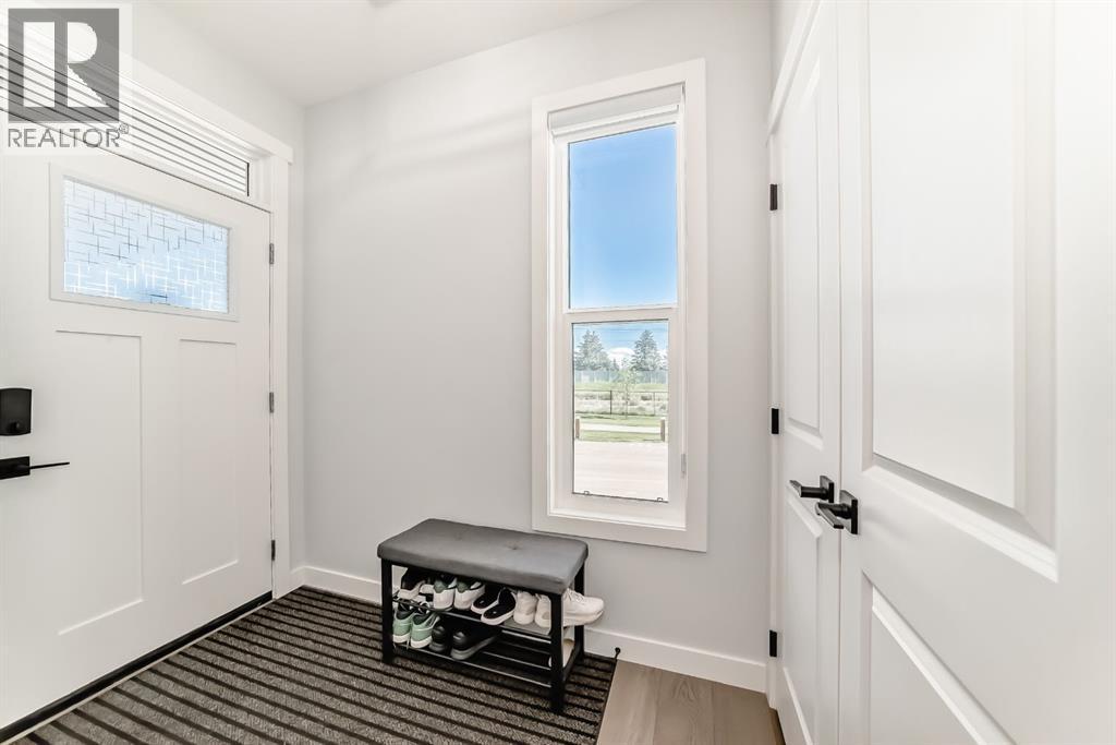Photo 3 of 857 Midtown Drive Sw, Airdrie AB