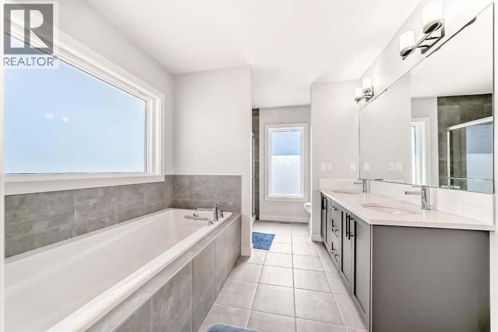 Photo 18 of 857 Midtown Drive Sw, Airdrie AB