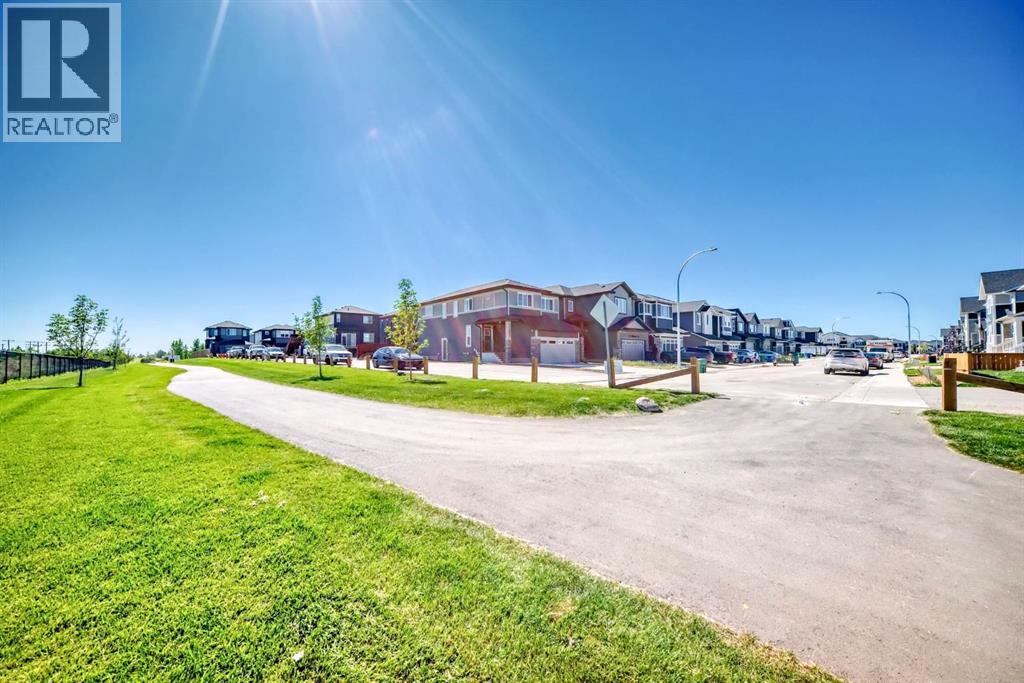 Photo 40 of 857 Midtown Drive Sw, Airdrie AB