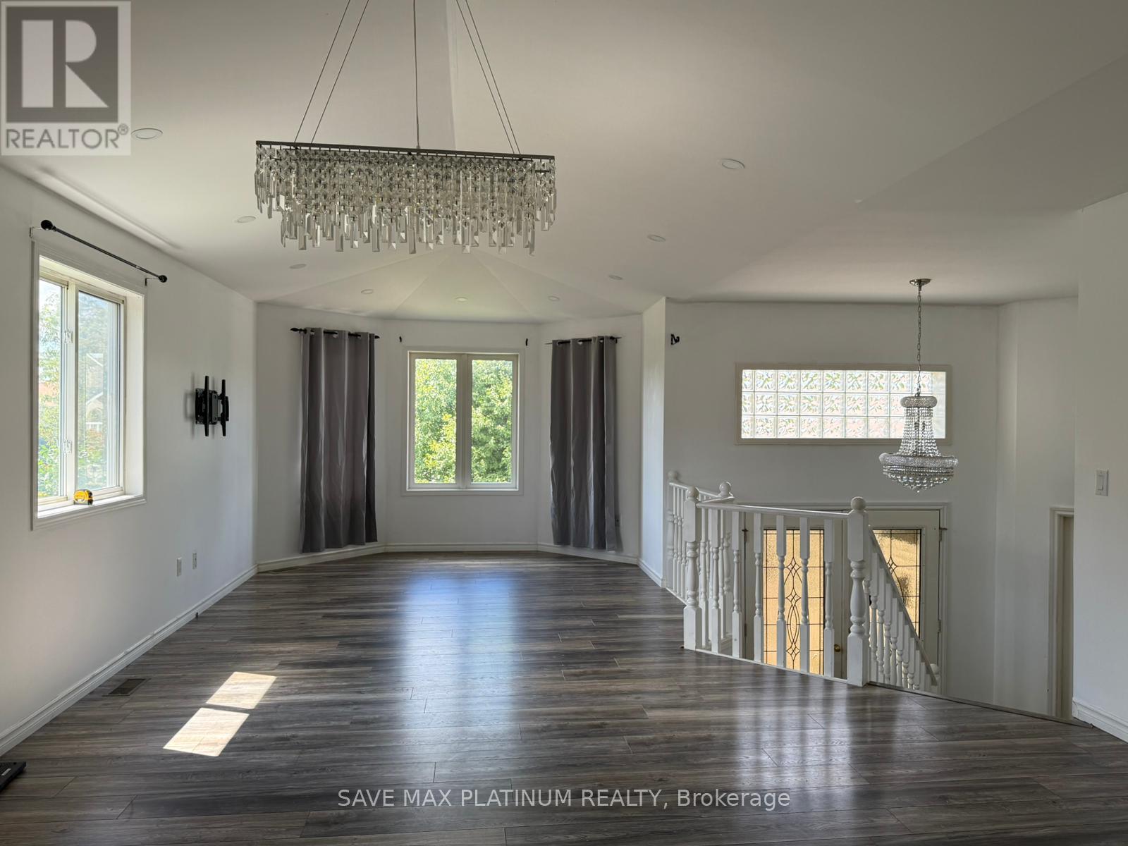 Photo 1 of 4276 Providence Crescent, Windsor ON
