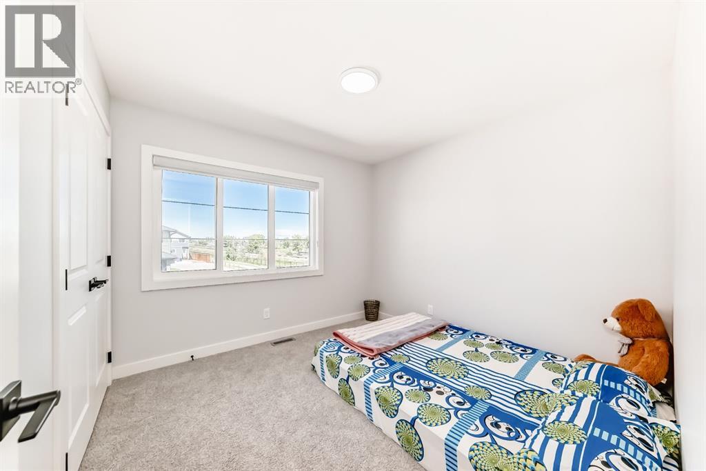 Photo 27 of 857 Midtown Drive Sw, Airdrie AB
