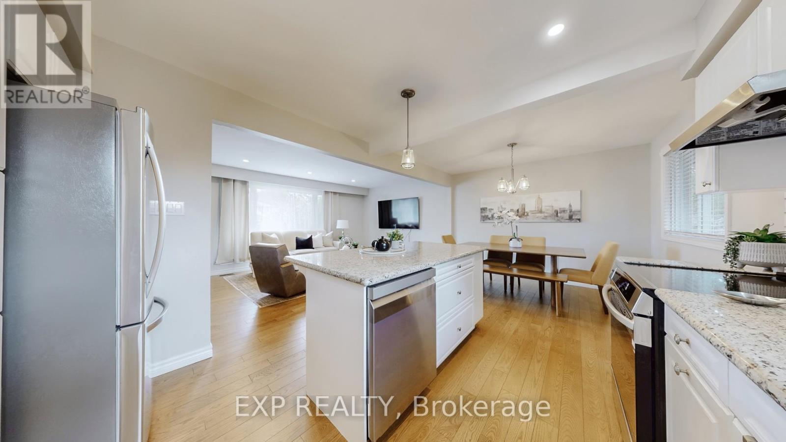 Photo 13 of 933 Central Park Boulevard N, Oshawa ON