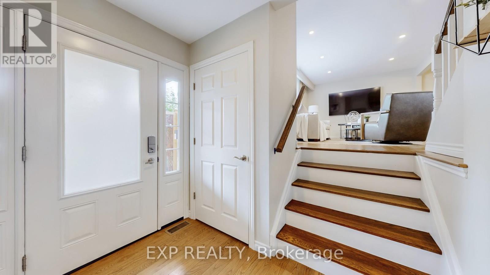 Photo 32 of 933 Central Park Boulevard N, Oshawa ON