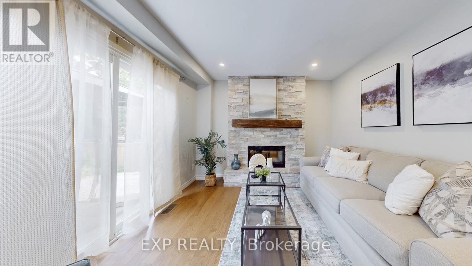 Photo 34 of 933 Central Park Boulevard N, Oshawa ON