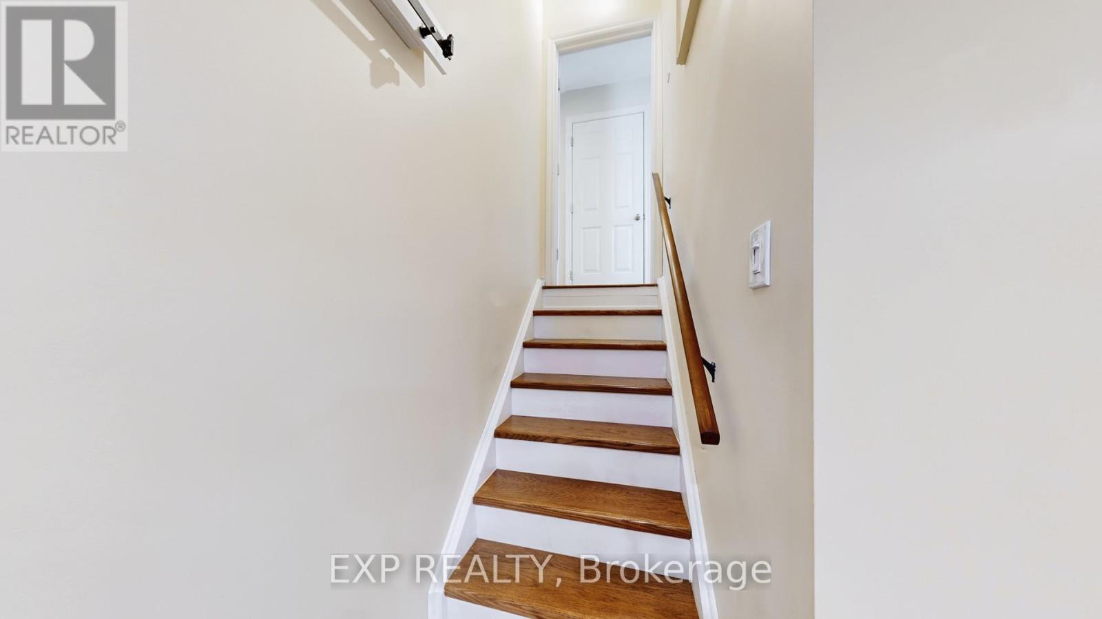 Photo 37 of 933 Central Park Boulevard N, Oshawa ON